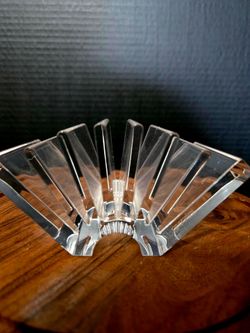 Vintage 1980's GUZZINI Italy Clear Lucite Fan Shape Card Holder Signed 6"×3"