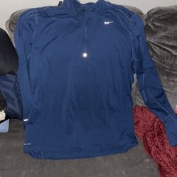 Nike Men’s Sweater