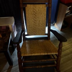 Antique Brumby Rocker – Brumby Chair Company