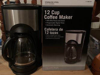 BRAND NEW American Coffee Maker - Cafetera