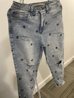 Worn once. Juniors Size 7.