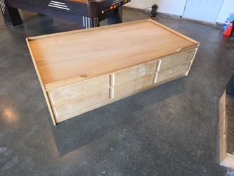 Solid wood Twin bed w/ 6 drawers