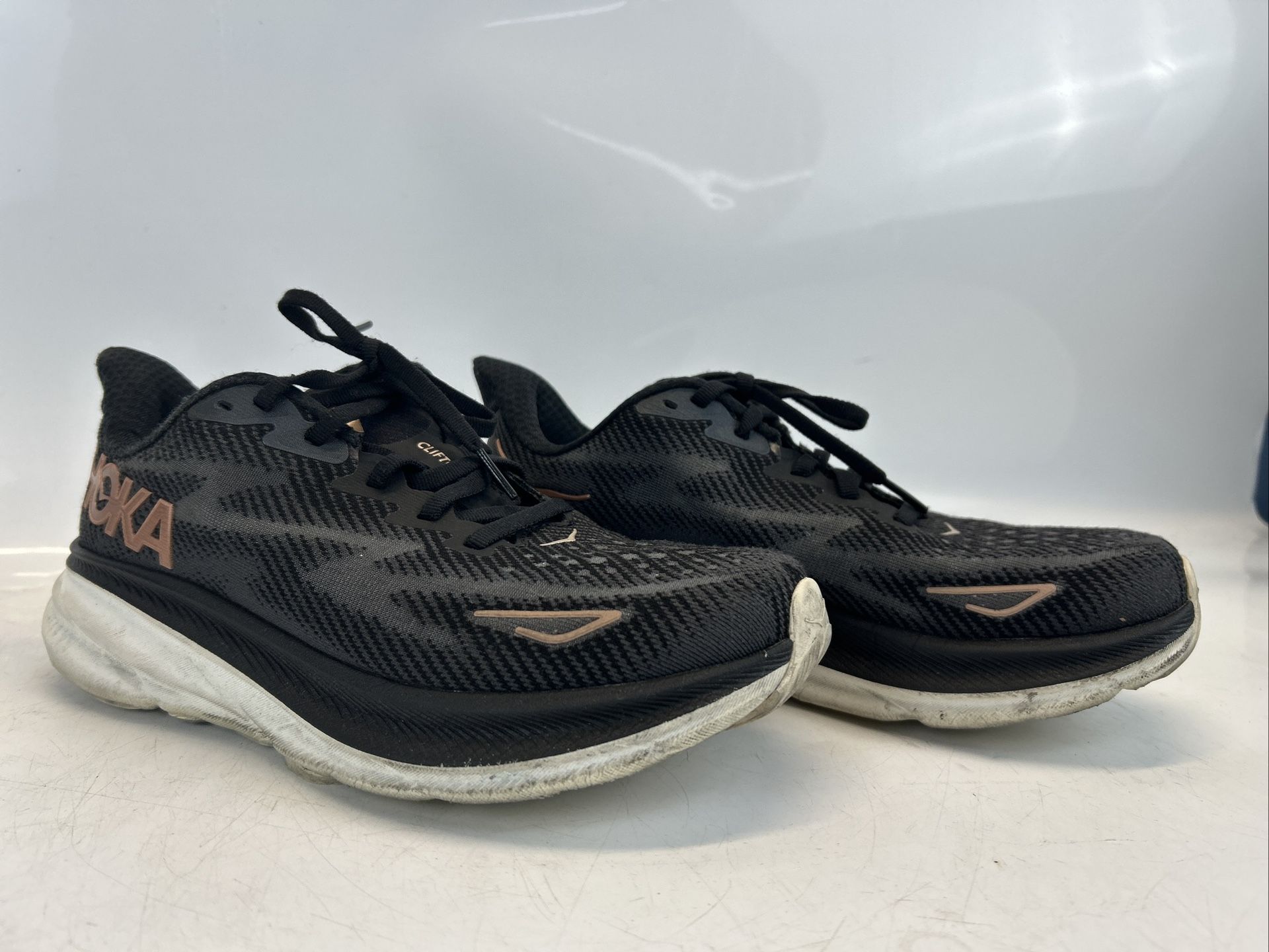 Hoka One One Womens Clifton 9 1132211 BCPPR Black Running Shoes Sneakers Sz 7 D