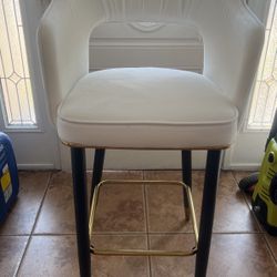 High Bar Chair
