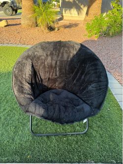 Black fur fox moon chair