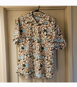 Mens apt 9 floral button down shirt, untucked fit size XL