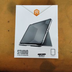 Studio Case For IPads (10th Generation)