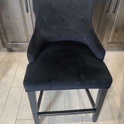 6 Black Velvet Counter Height Stools