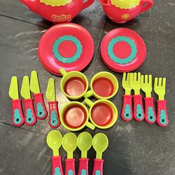 Dishes Play set