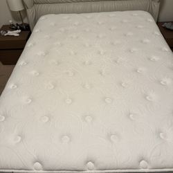 Queen Size Mattress 