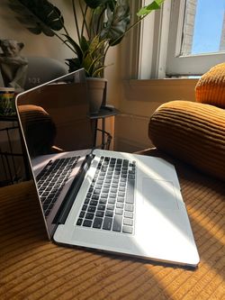 Mac Book Pro “17