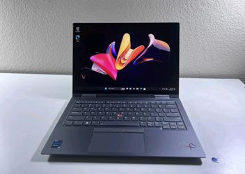 Lenovo Thinkpad x1 Yoga Laptop W/Charger