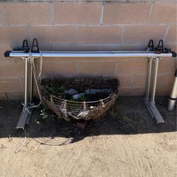 Aluminum universal bed rack