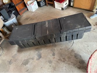 Heavy Duty Truck Bed Tool Box / Storage Trunk - Dual Lid -