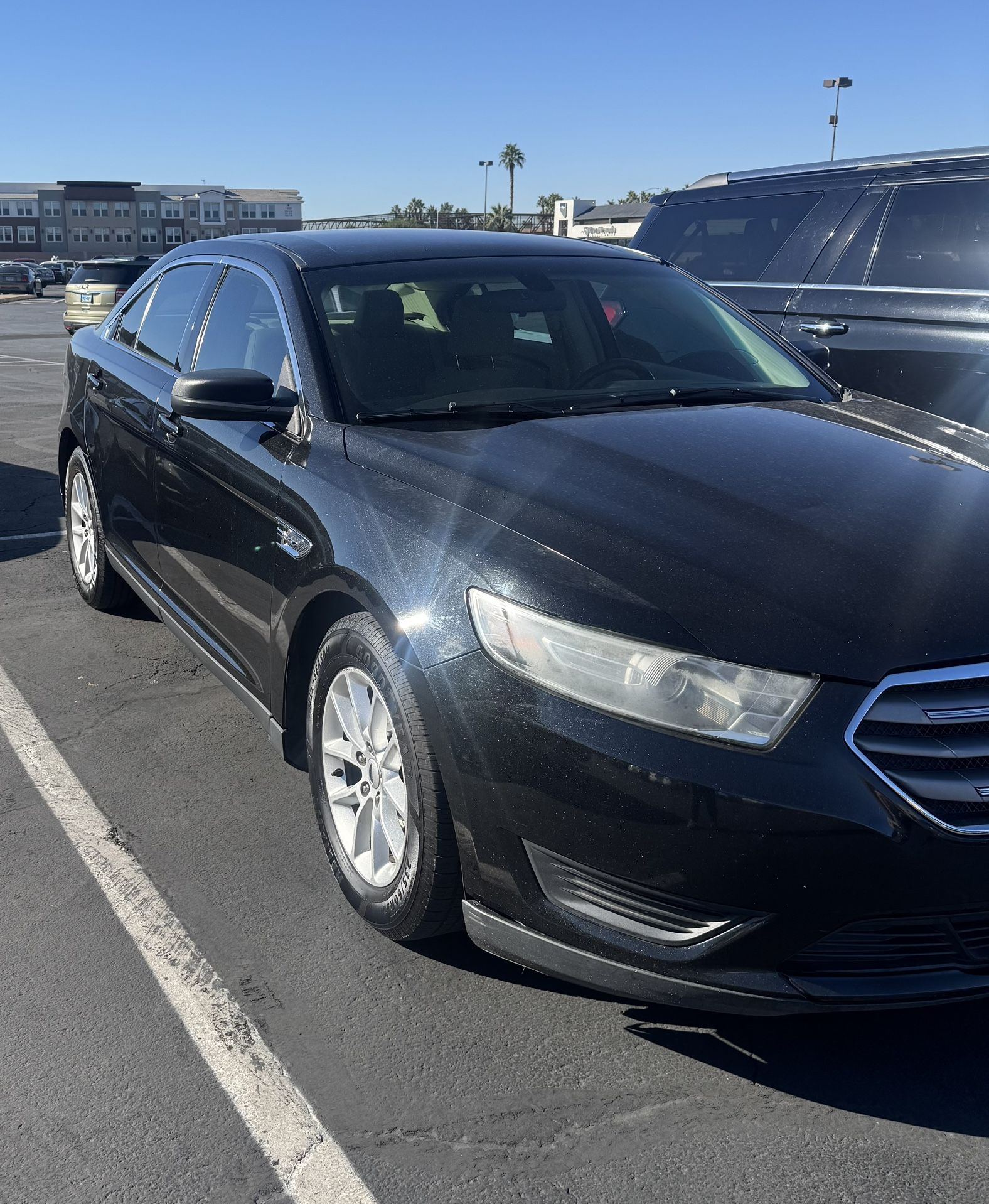 2014 Ford Taurus