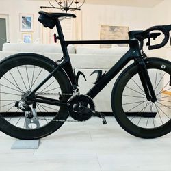 Canyon Aerial Carbon Fiber Road Bike - Size 54