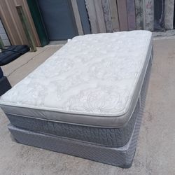 Queen eurotop mattress and box spring