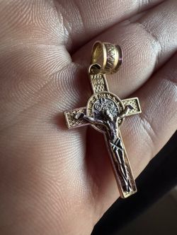 Gold pendant 14k