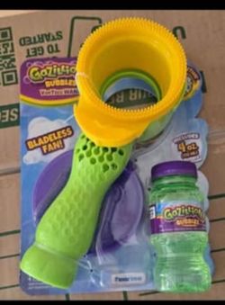Gazillion Bubbles Vortech Wand with bubbles