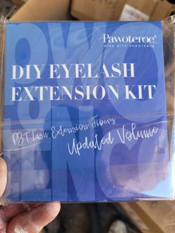Eyelash extension kits