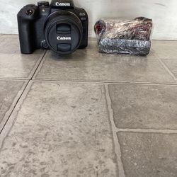 Canon EOS R10 Mirrorless Digital Camera With Charger And Battery 24.2mp
