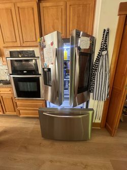 Refridgerator