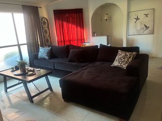 Black Fabric Sectional Sofa with Chaise