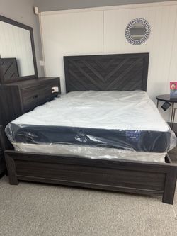 Queen Size Bed with Mattresses