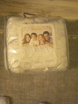 Full size quilt and pillow sham