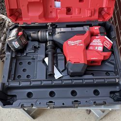 1 3/4 SDS Max Milwaukee Rotary hammer drill