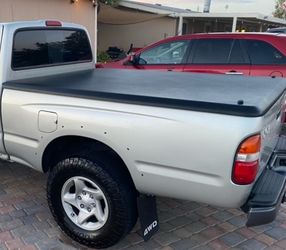 Tacoma truck bed cover