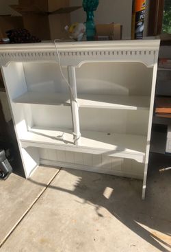 2 piece kids desk with built in light