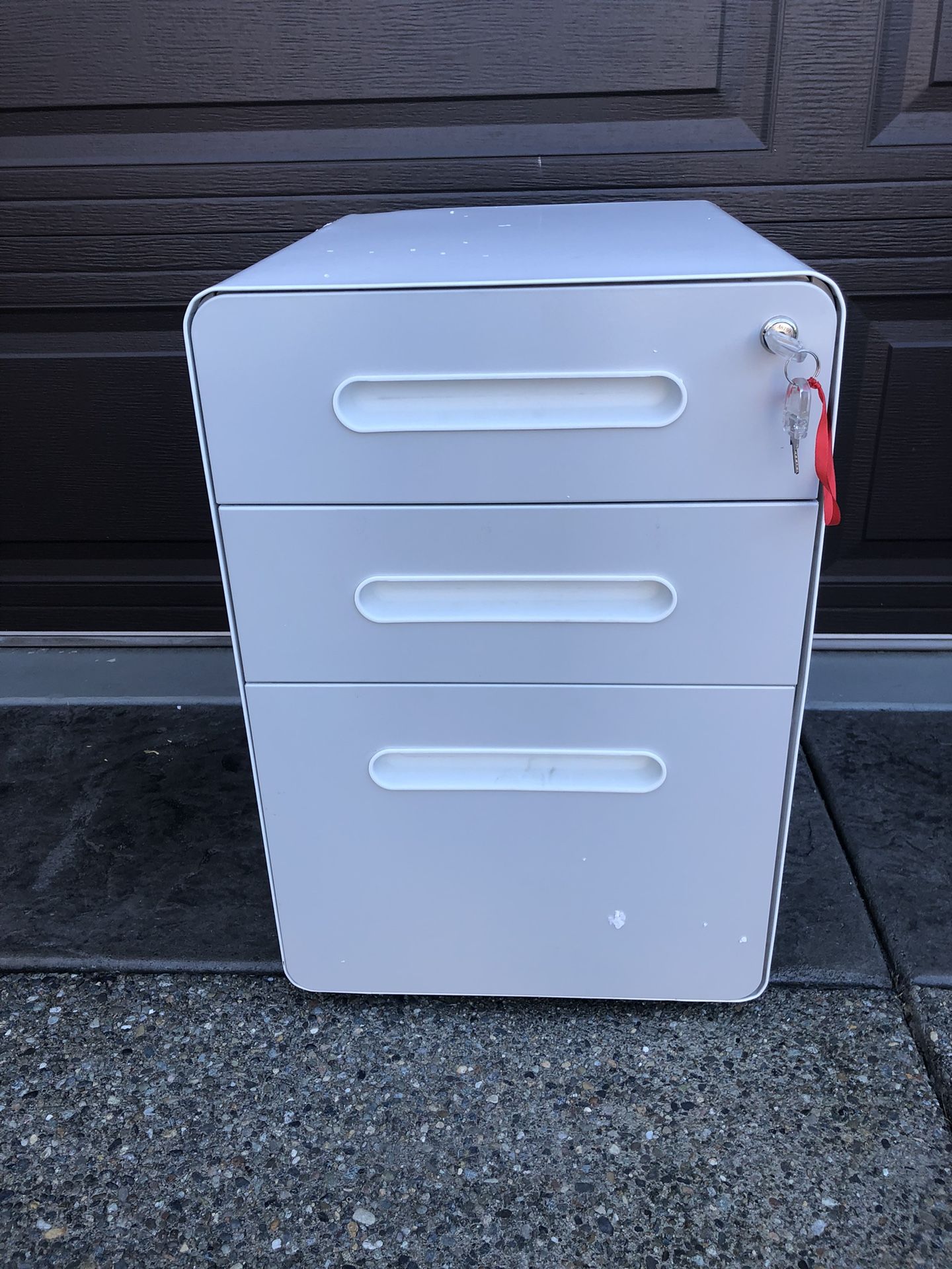 File cabinet
