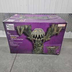 Man Eating Plant Animatronic From Home Depot