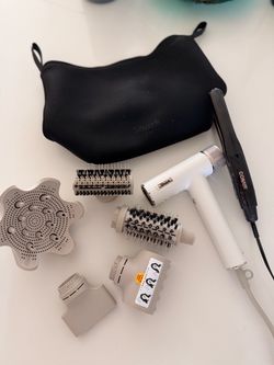 Shark SpeedStyle Pro + ALL 5 Attachments + Storage Bag + FREE Conair Straightener