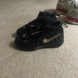 Black Metallic Gold Foams Sz 1y