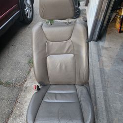 Honda Ridgeline Driver's Seat BROWN