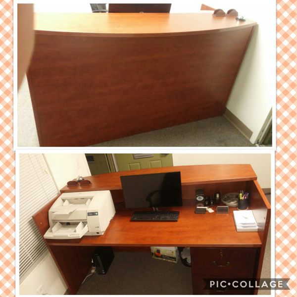 Front Office Secretaries Desk Business Equipment In Fresno Ca Front Office Secretaries Desk Business Equipment In Fresno Ca Offerup