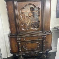 Antique Cabinet (1900’s Furniture)