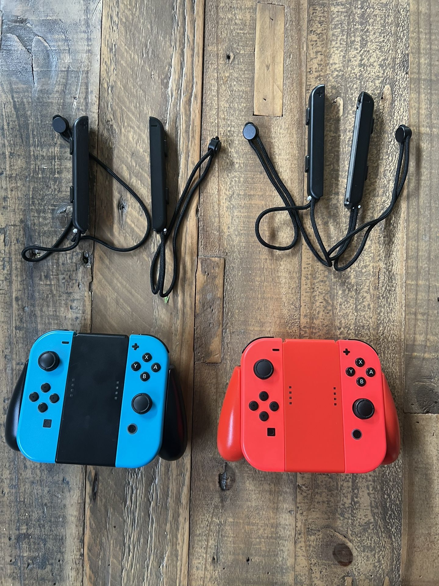 Nintendo Switch Joycons With Comfort Grips