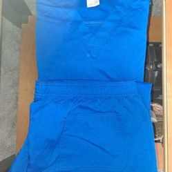 XLARGE 2 piece scrubs set royal blue top and pants $10 FIRM for both 