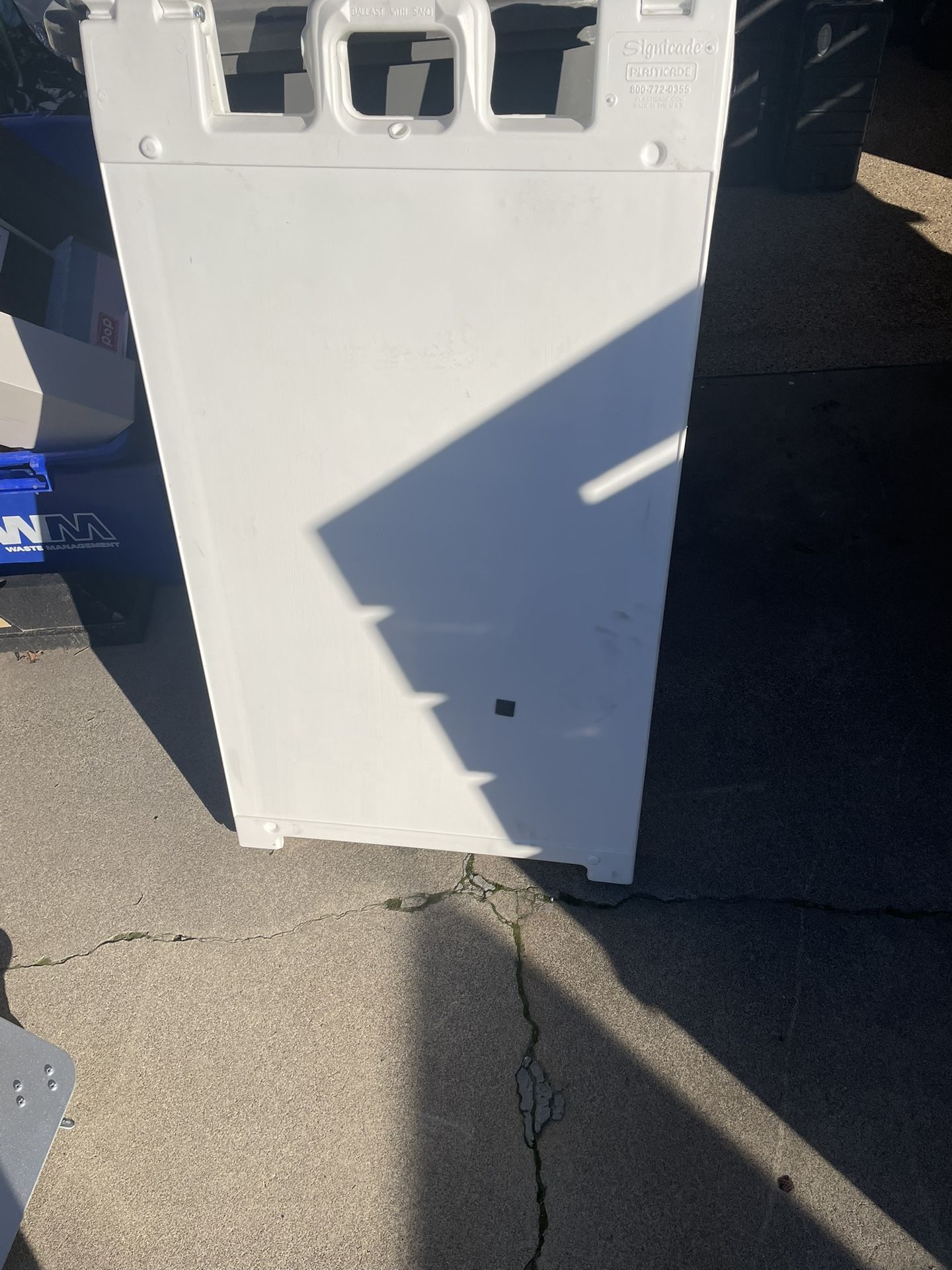 Sturdy Stand Up Sign