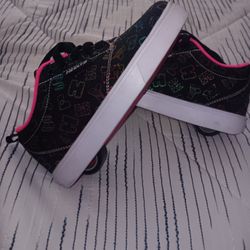 Girls Heelys Size 2 Youth
