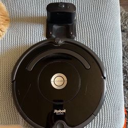Roomba Robot Vacuum 