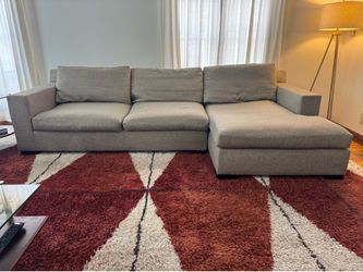 HD Buttercup Couch