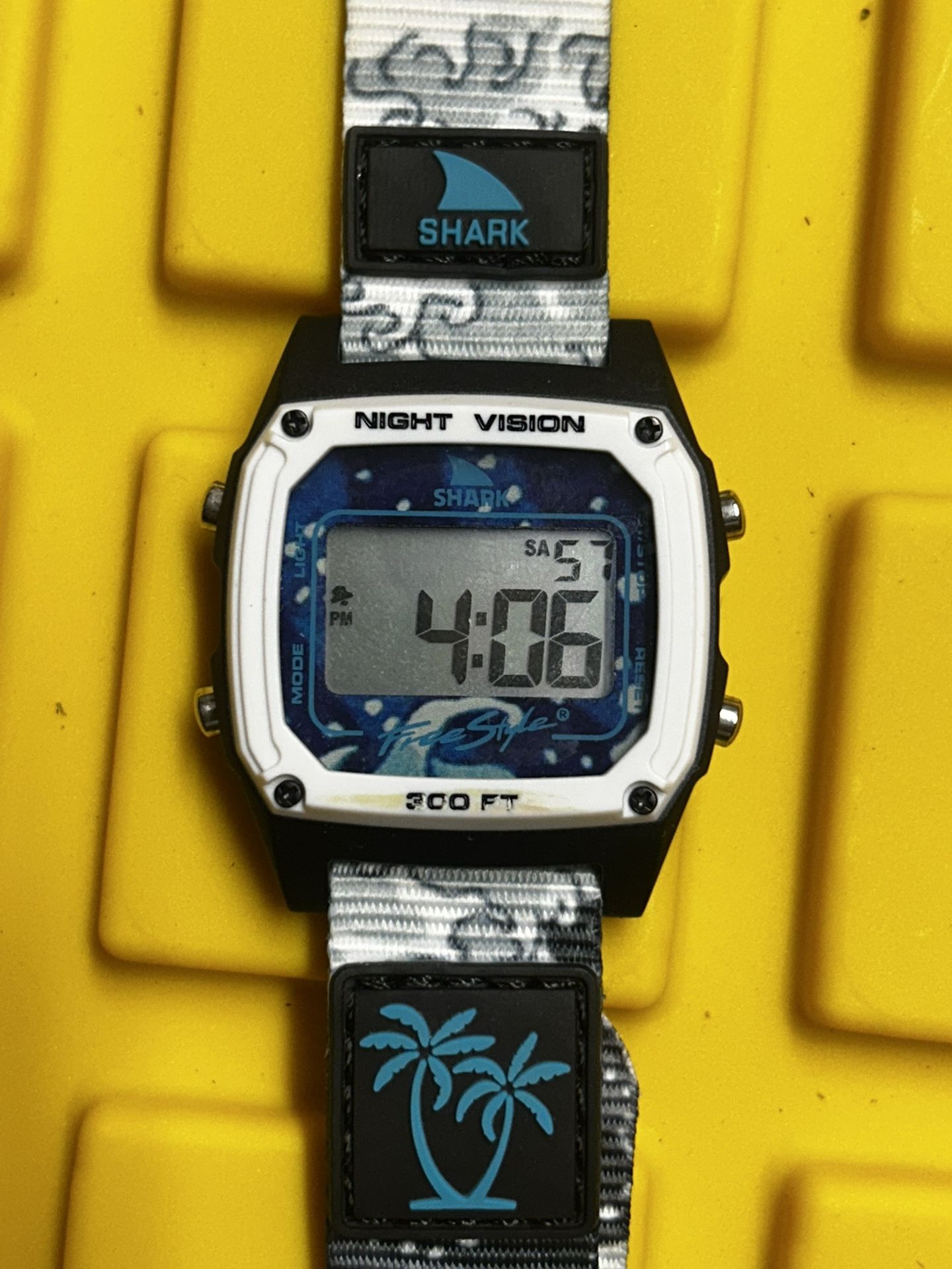 Water Proof Freestyle Shark Watch