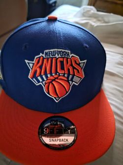 Knicks  snapback hat with champions  patch