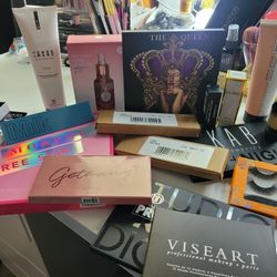 Makeup And Beauty Stuff