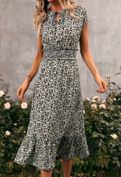 NEW Women’s Black Green Floral Smocked Waist Ruffle Hem Midi Dress Size Small & Medium