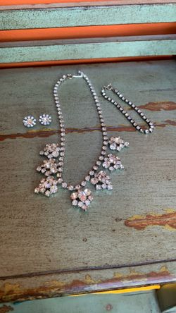 Vintage Rhinestone Necklace Bracelet Earrings Set